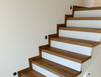  BUKOMA schody z vinylu dub kanadsky1